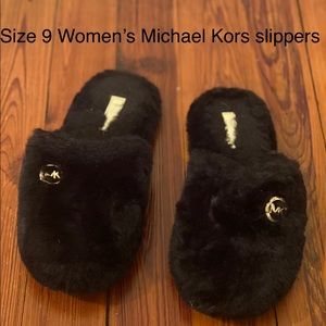 Michael Kors slippers